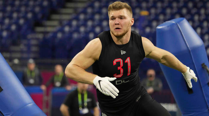 mmqb-aidan-hutchinson-top-prospect